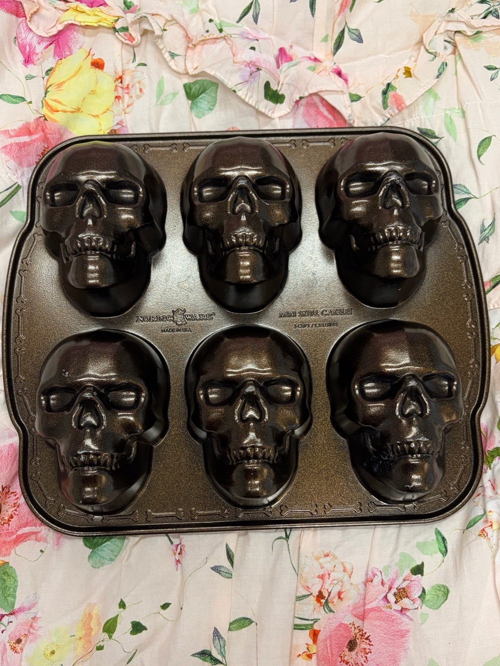 Nordic Ware Skull Baking Pan with Bones border Design